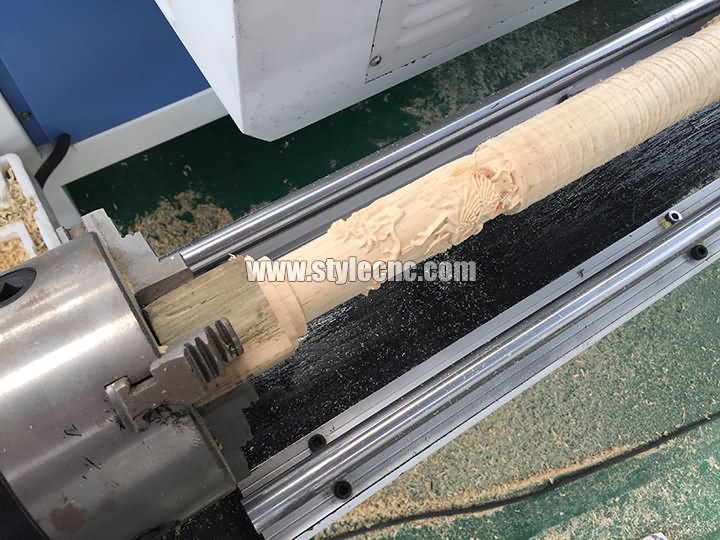 帶第四軸的數(shù)控雕刻機