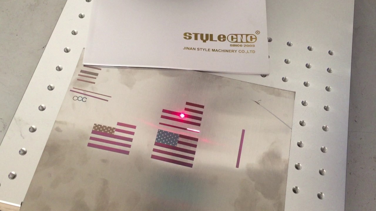 30W 哥倫比亞的 MOPA 光纖激光打標(biāo)機(jī)